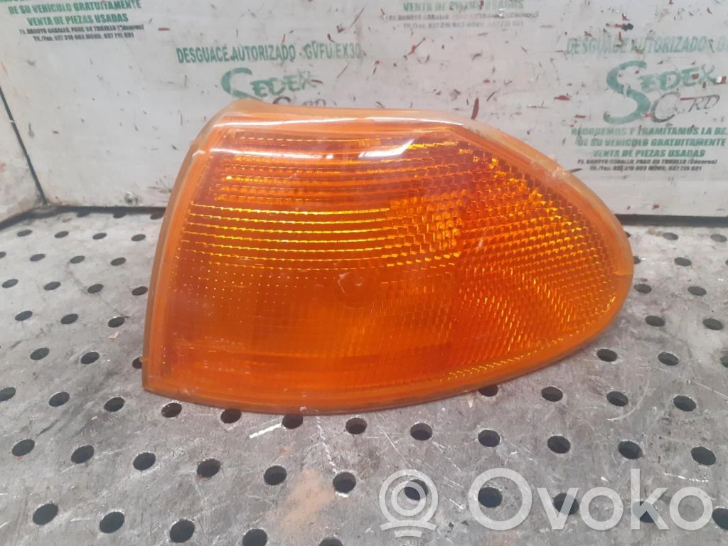 Opel Astra F Semnalizator bară față 