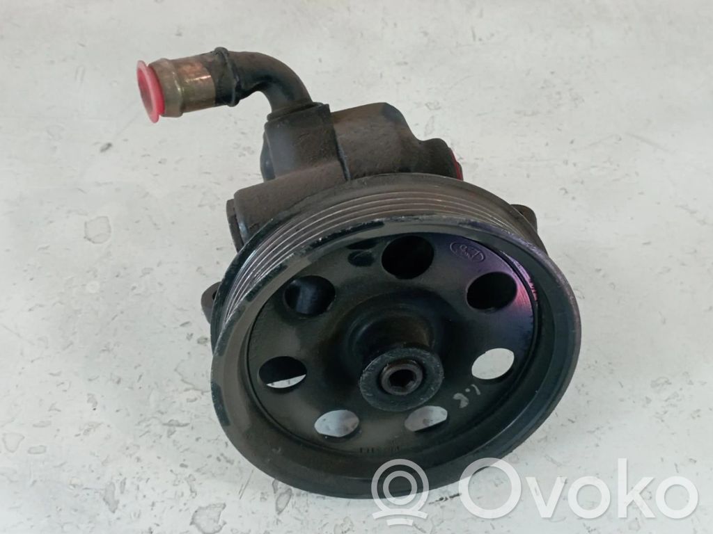 Ford Focus Power steering pump 