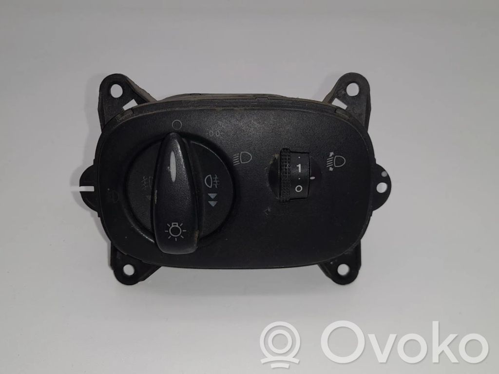 Ford Transit -  Tourneo Connect Interruptor de luz 
