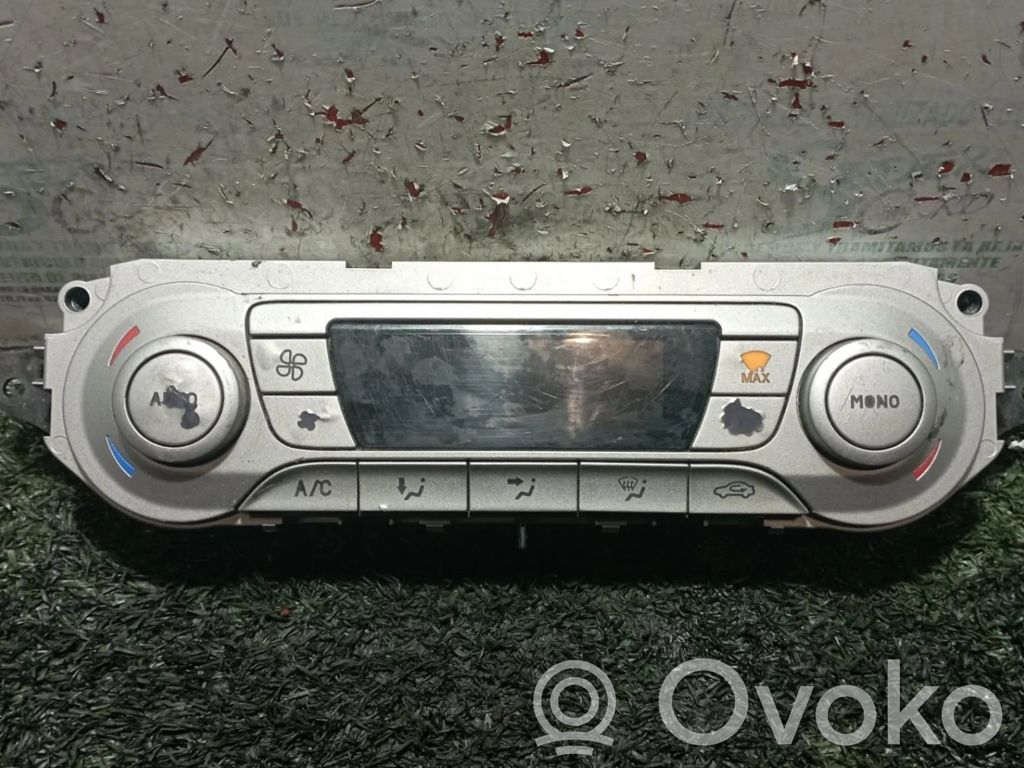Ford Focus Climate control unit 