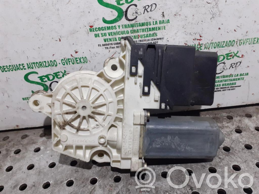 Volkswagen Golf V Motor geam ventilare 