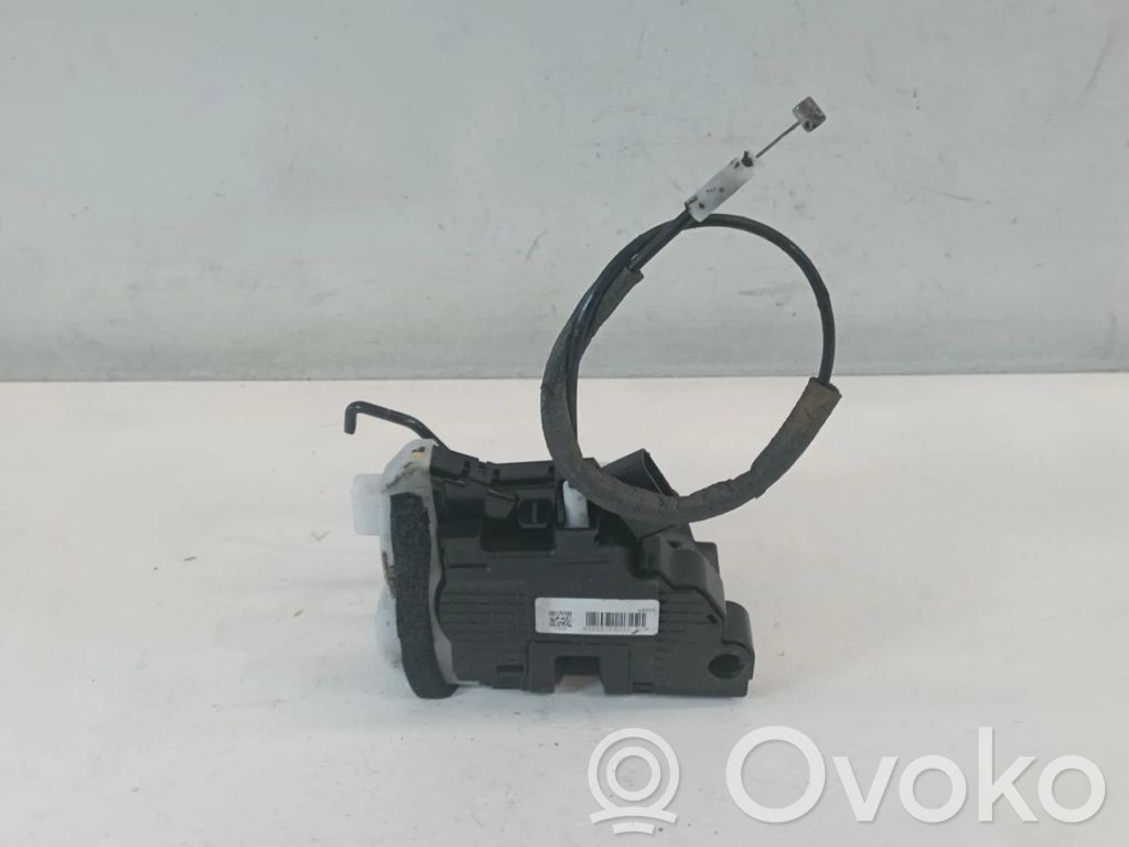 Hyundai i20 Active Zamek drzwi przednich 