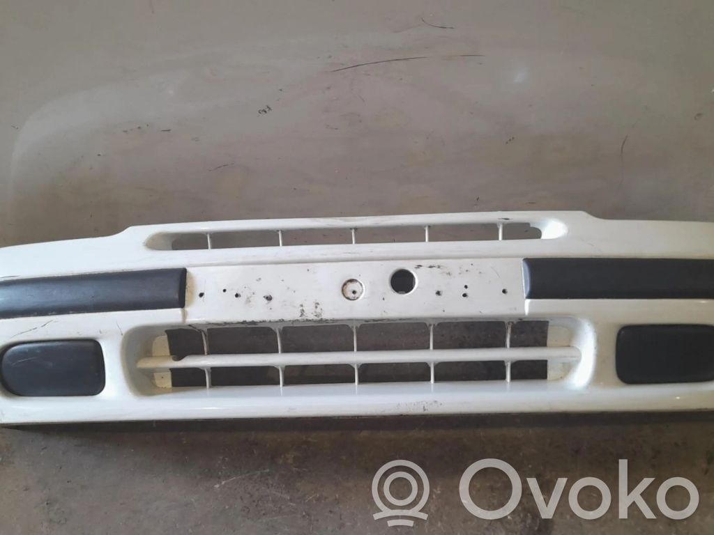 Renault Clio I Priekinis bamperis 