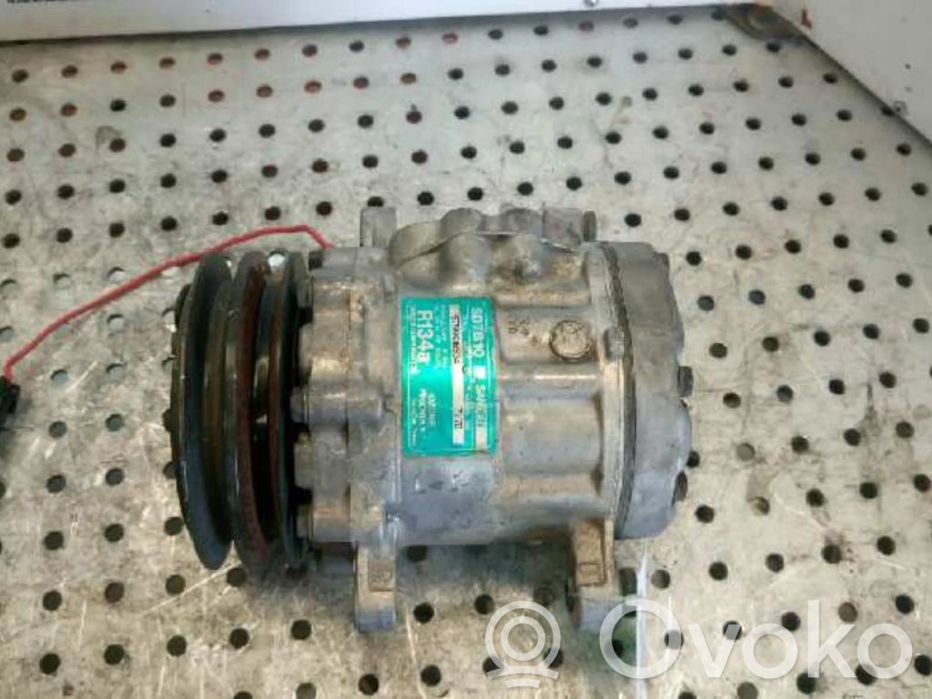 Opel Corsa B Air conditioning (A/C) compressor (pump) 