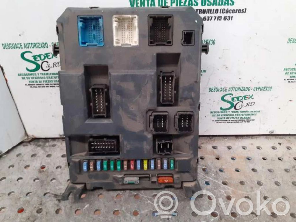 Citroen C3 Fuse module 