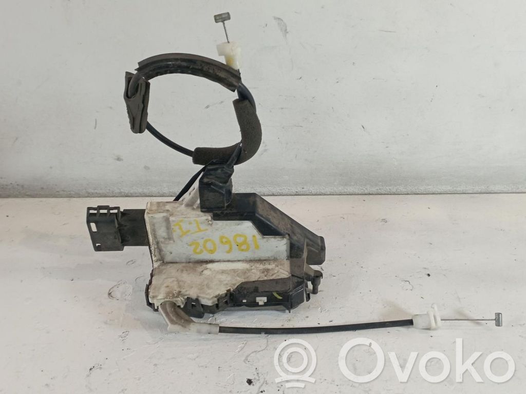 Citroen C3 Rear door lock 