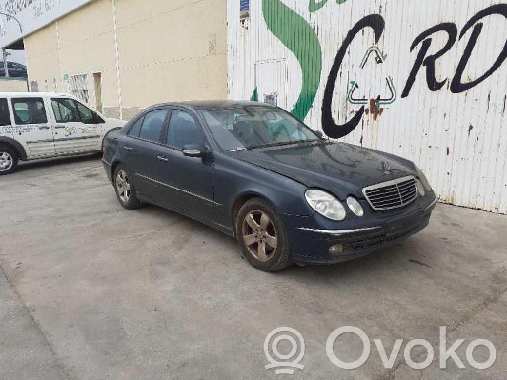 Mercedes-Benz E W211 Caja de cambios manual de 5 velocidades 