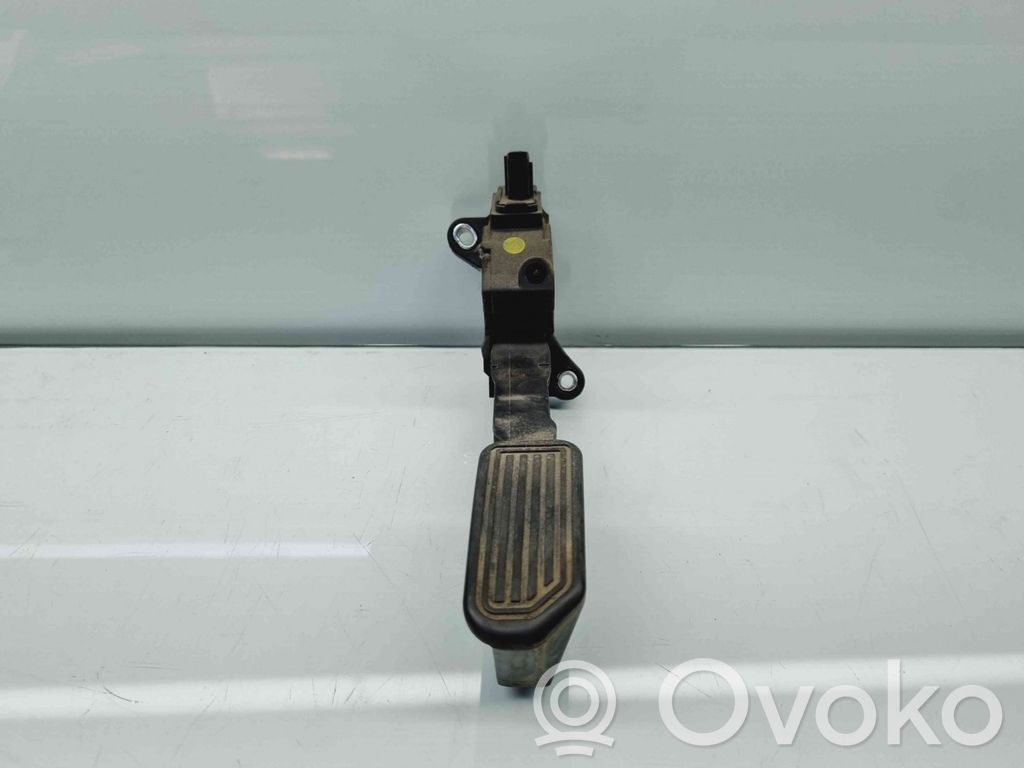 Gaspedal   781100W040