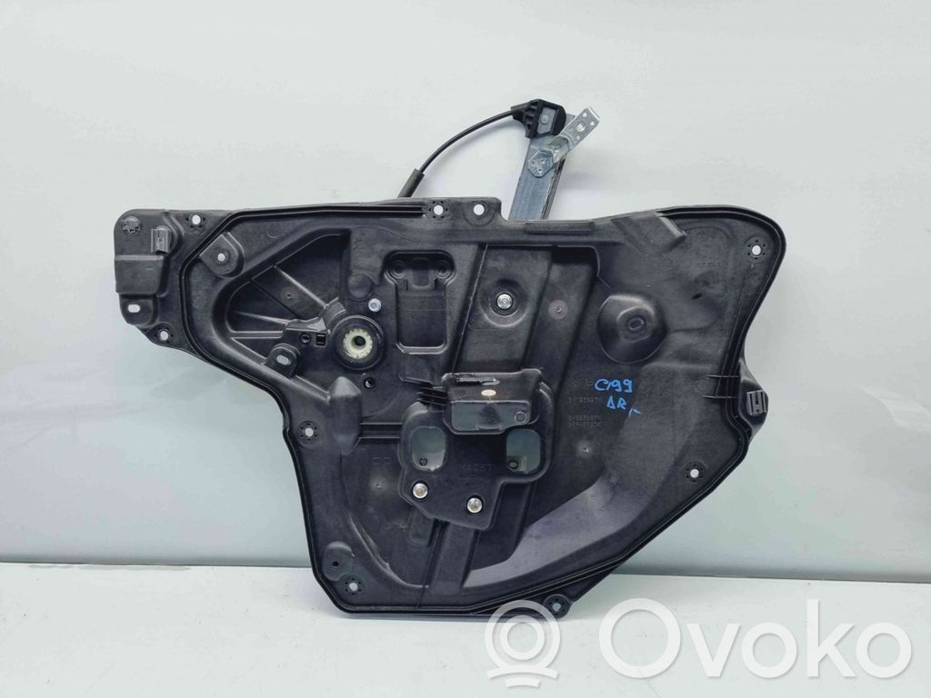 Mazda 3 I Macara ușă față cu motor 