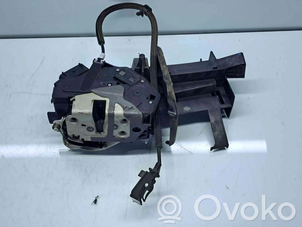 Ford Grand C-MAX Slēdzene (pie roktura) 