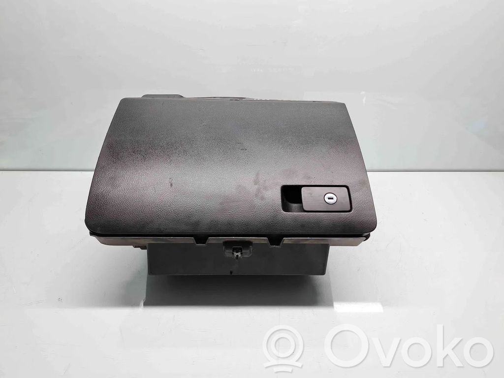 Volkswagen PASSAT B6 Set torpedou 