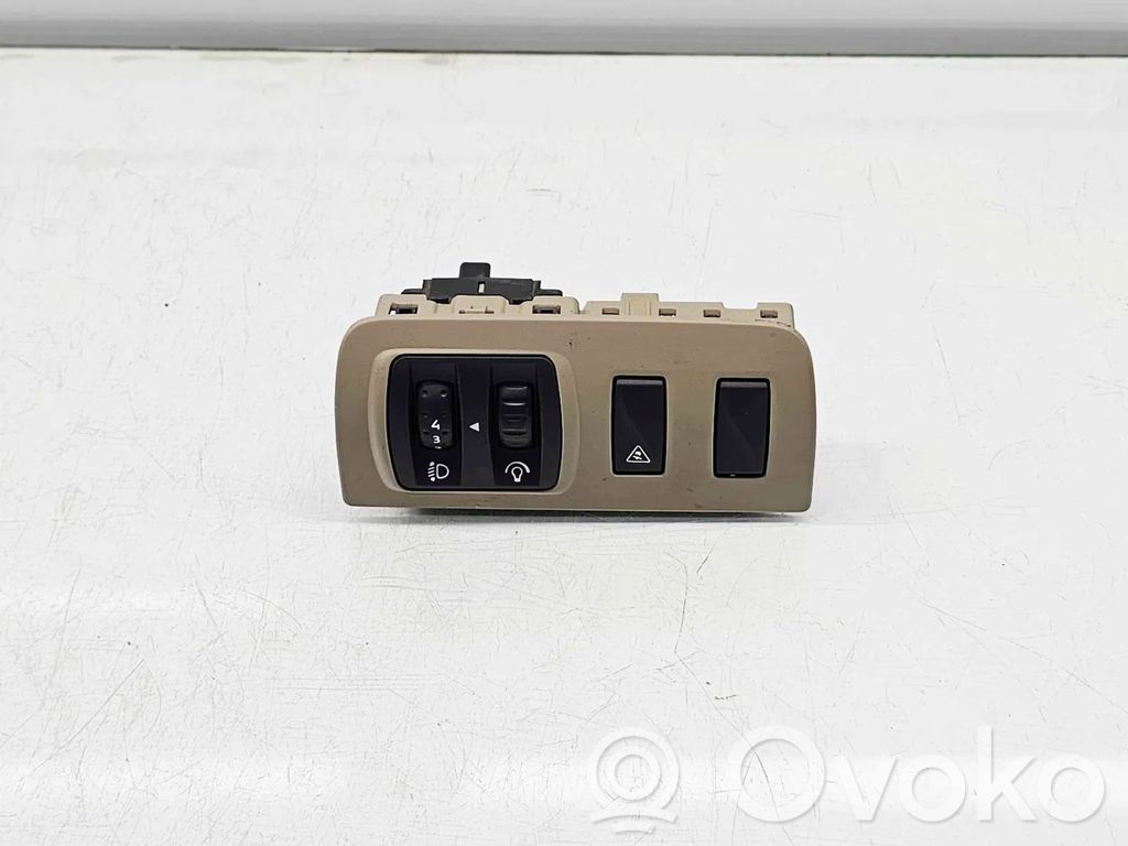 Renault Fluence Light switch 
