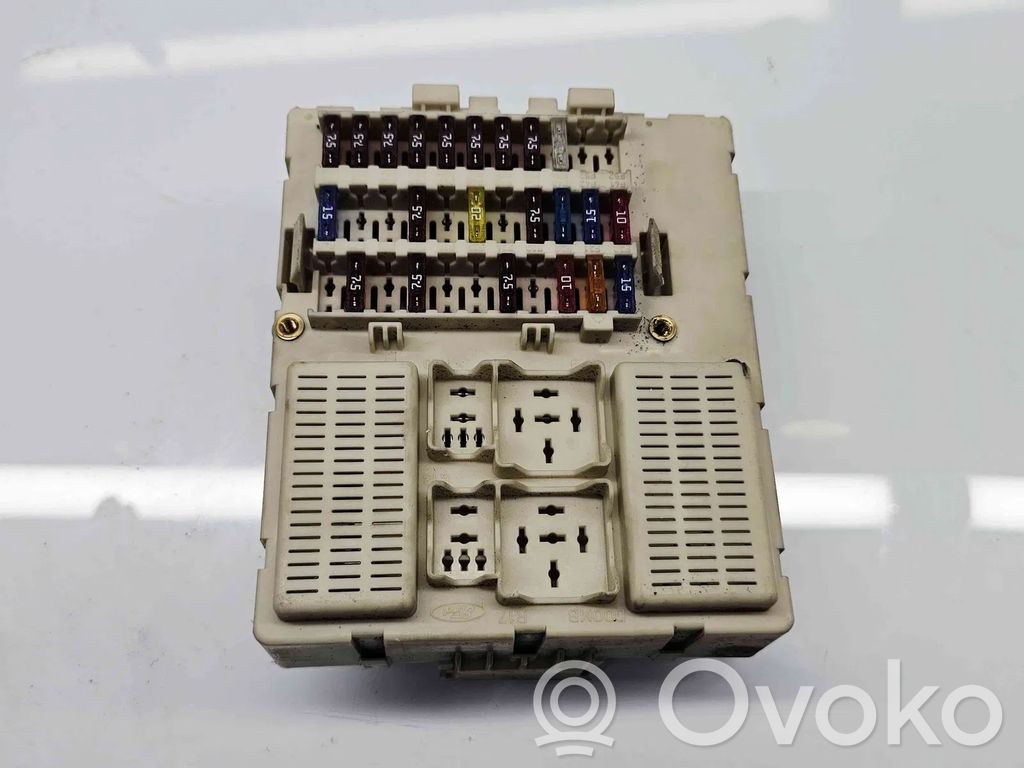 High voltage junction box   7T1T14A073BB
