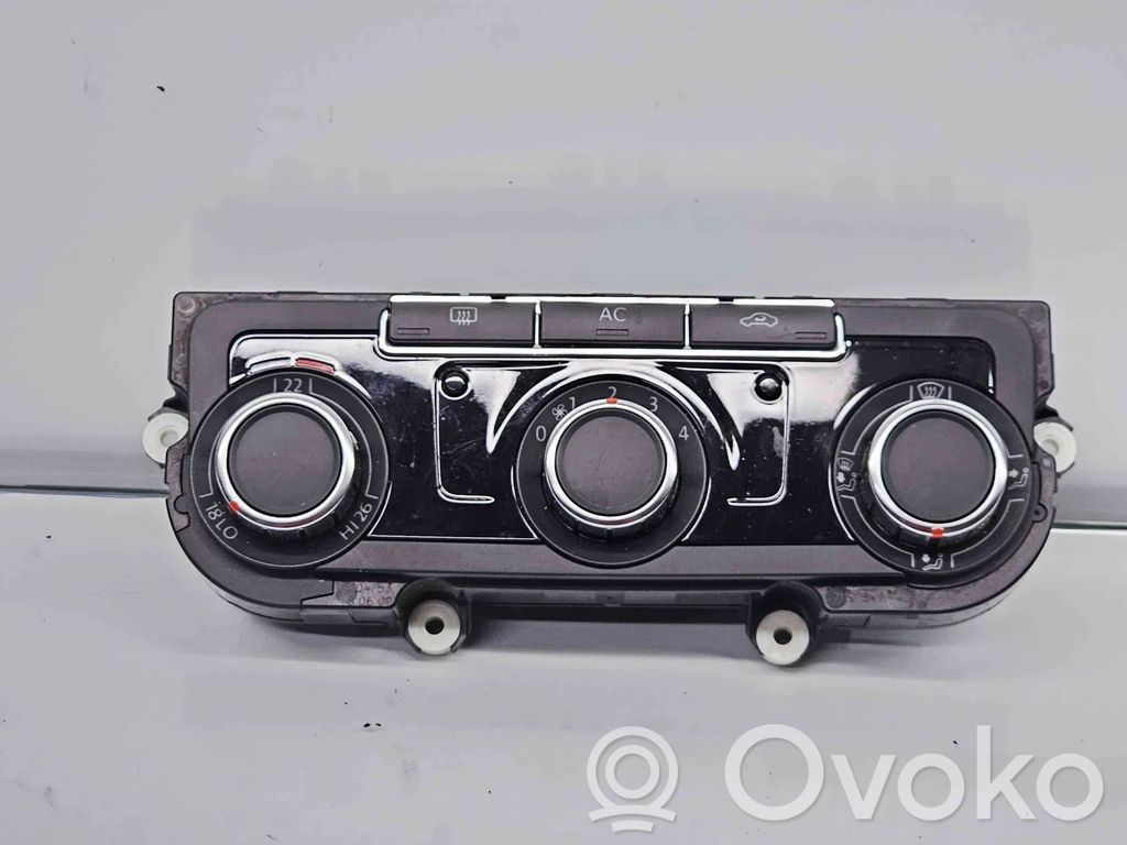 Volkswagen Golf VI Panel klimatyzacji 