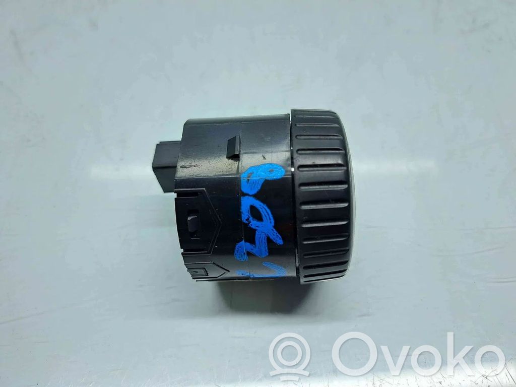 Dacia Duster Otros interruptores/perillas/selectores 