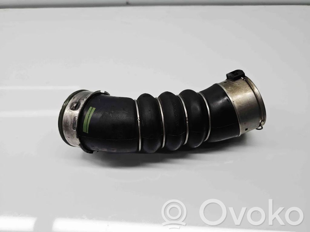 Intercooler hose/pipe   7807985
