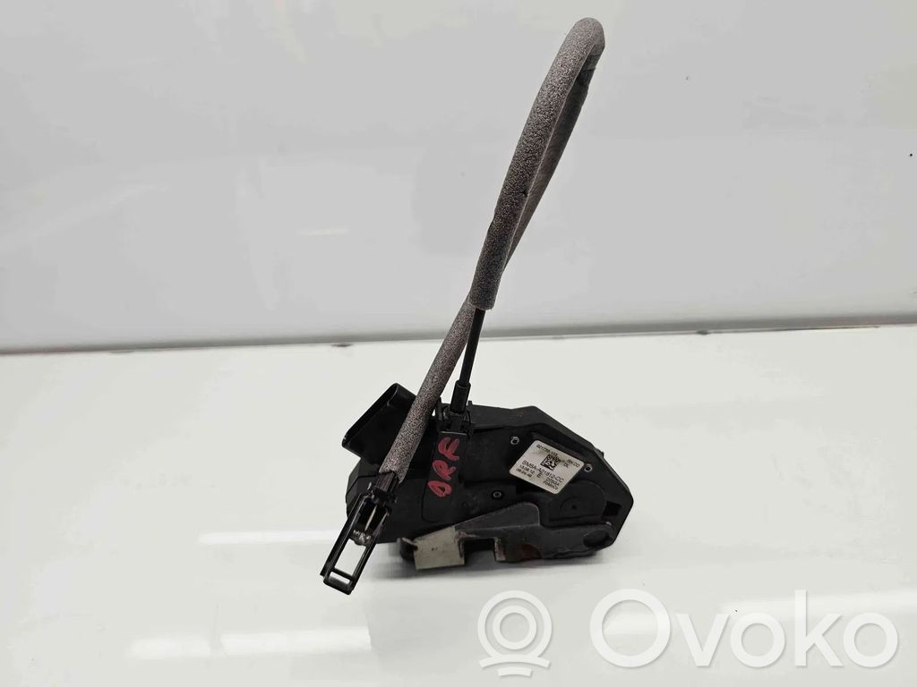 Ford Focus Slēdzene (pie roktura) 