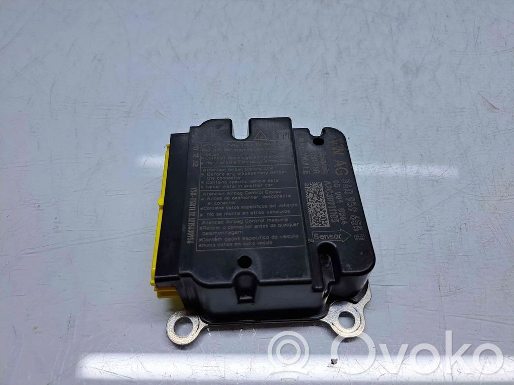 Seat Toledo IV (NH) Airbag control unit/module 