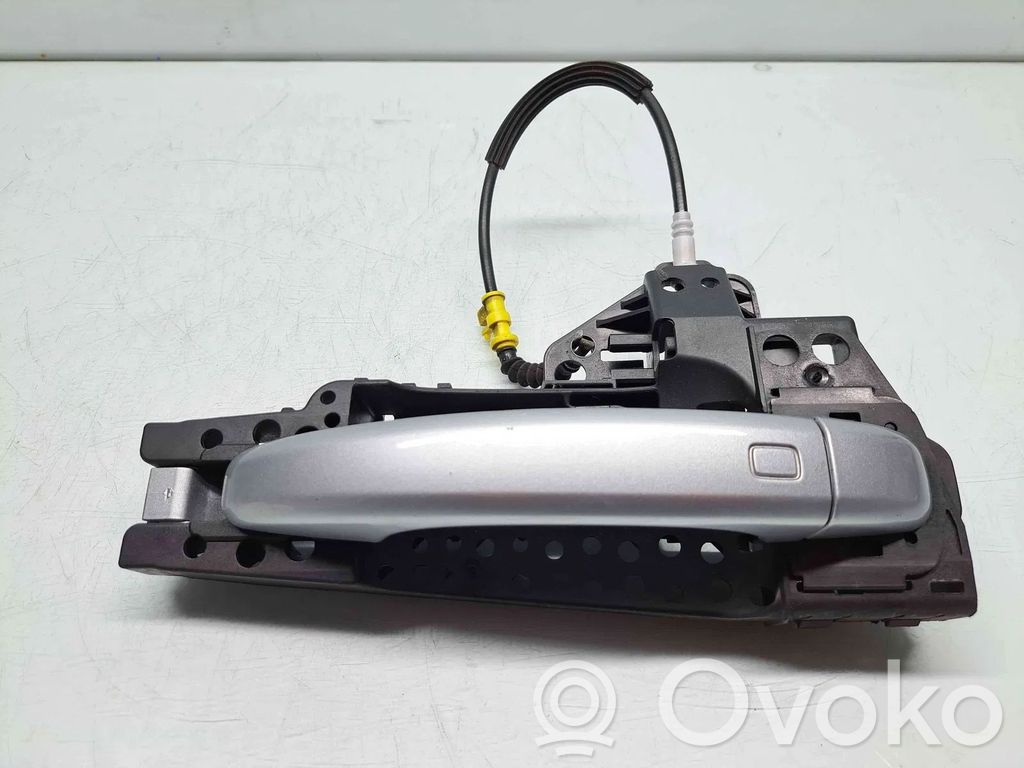 Audi A1 Išorinė atidarymo rankena galinių durų 