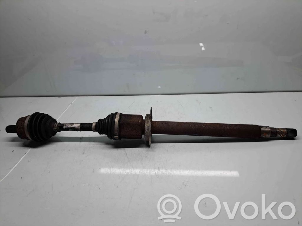 Volvo V40 Etuvetoakseli 
