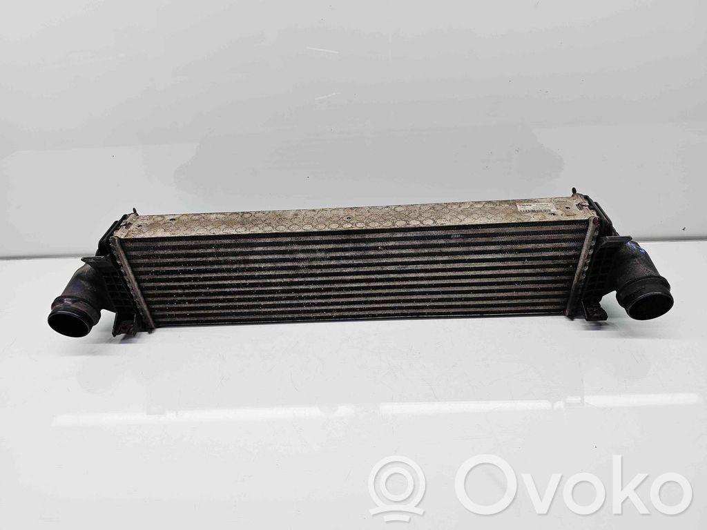 Volvo V40 Interkūlerio radiatorius 