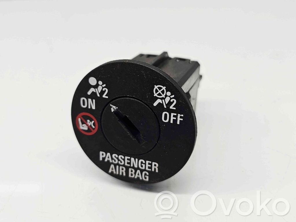 Opel Astra J Alte comutatoare/butoane 
