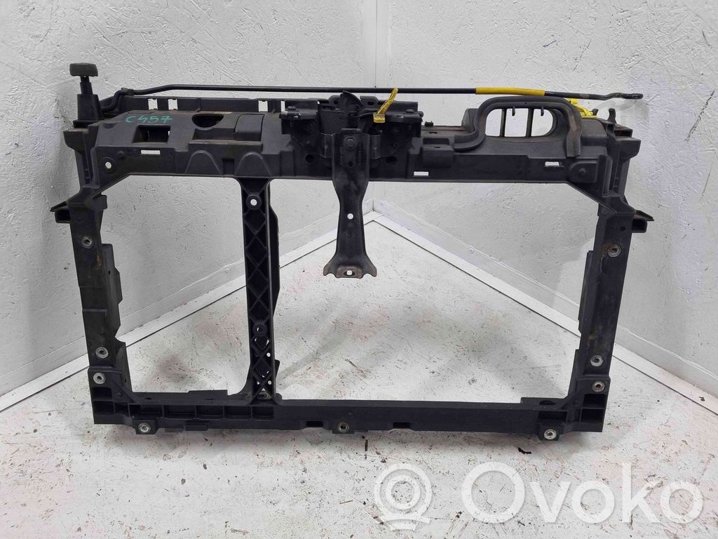 Ford B-MAX Variklio skyriaus pertvara 