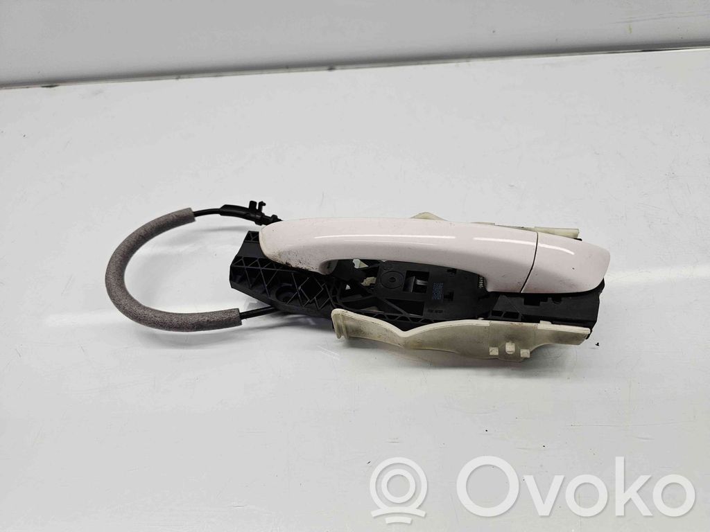 Manecilla externa puerta trasera   LF9E