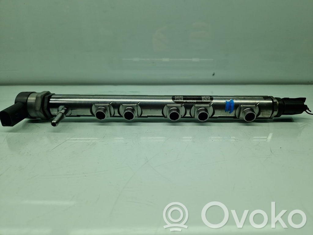 BMW 5 F10 F11 Linea principale tubo carburante 