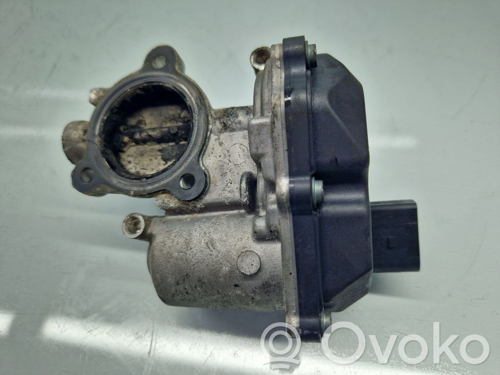 Volkswagen PASSAT B8 Motor/actuator clapetă aer 