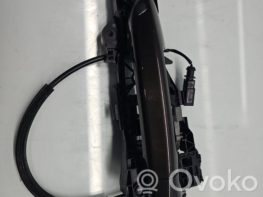 Volkswagen PASSAT CC Manecilla externa puerta trasera 