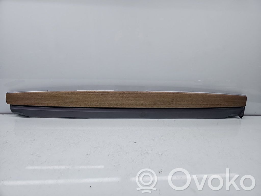 Tesla Model 3 Konepellin verhoilu 