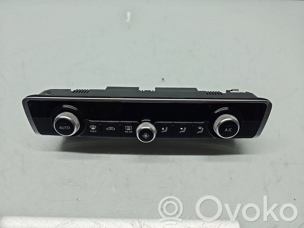 Climate control unit   8V0820043C