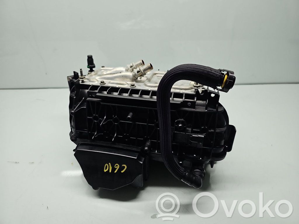 Ford Kuga II Intake manifold 