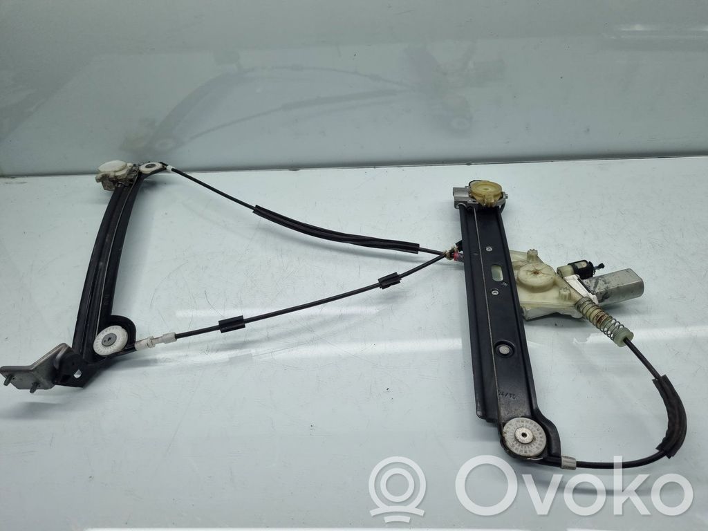 BMW 1 E82 E88 Front door manual window regulator 