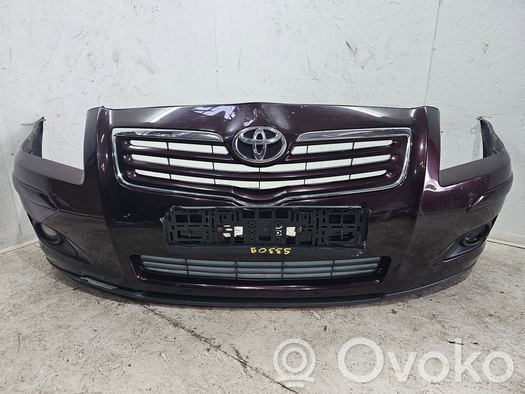 Toyota Avensis T250 Priekšējais bamperis 