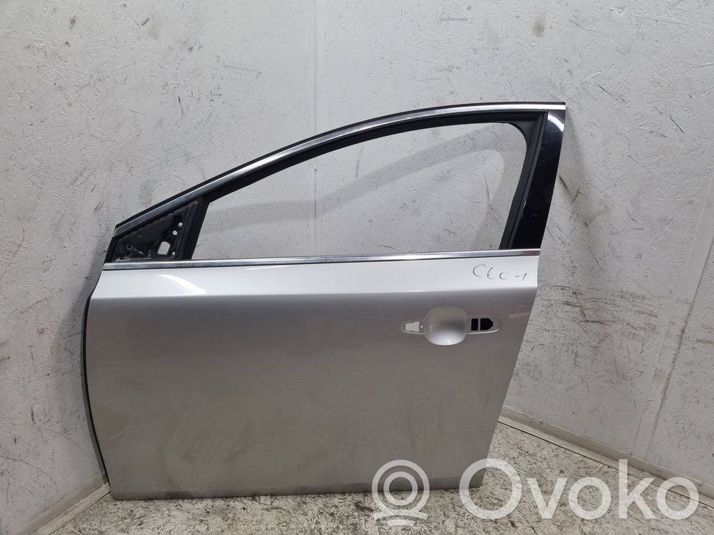 Durvis   42600