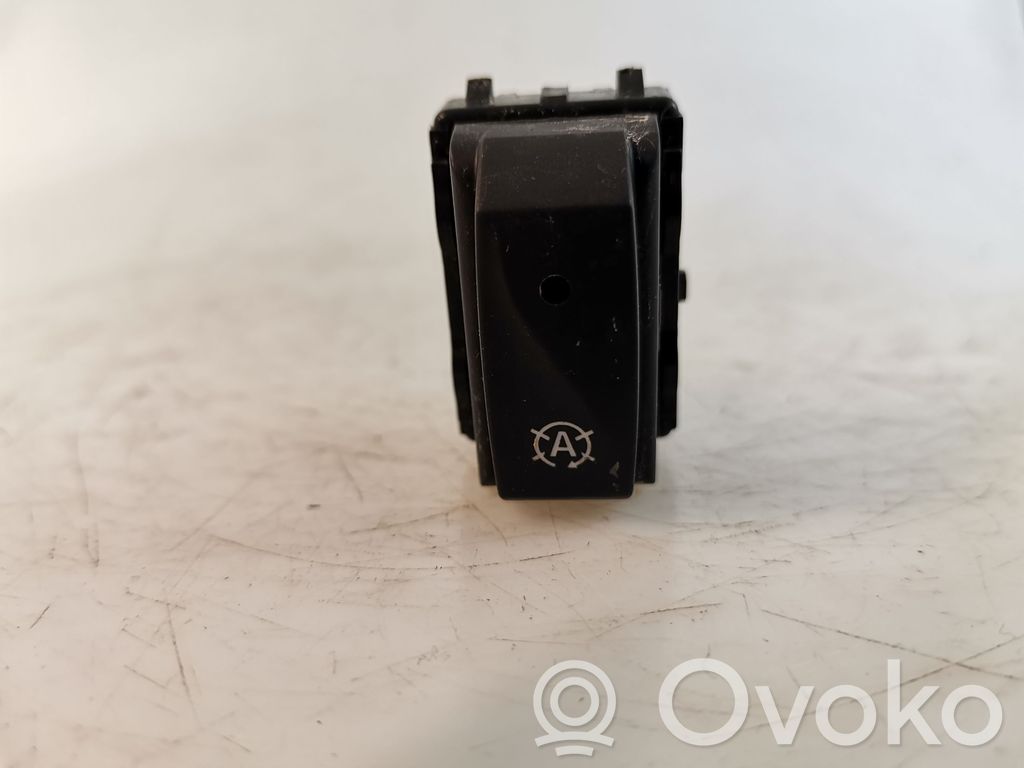 Renault Trafic III (X82) Engine start stop button switch 