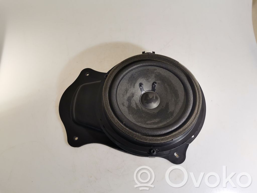 Ford Tourneo Custom Etuoven kaiutin 