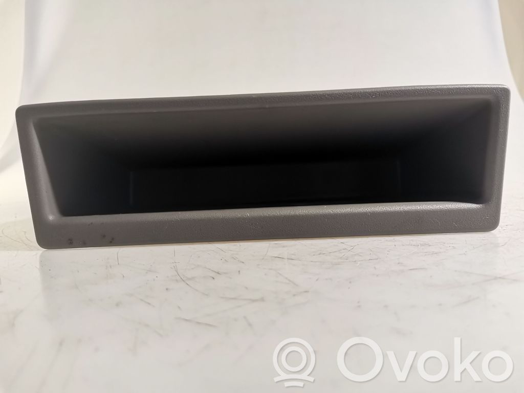 Renault Master III Glove box 