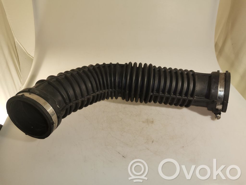 Renault Master III Air intake hose/pipe 