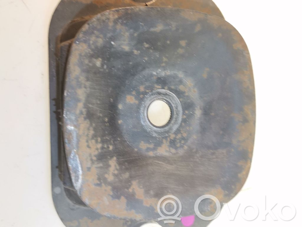 Engine mount bracket   112204BB0A,112204BB0A