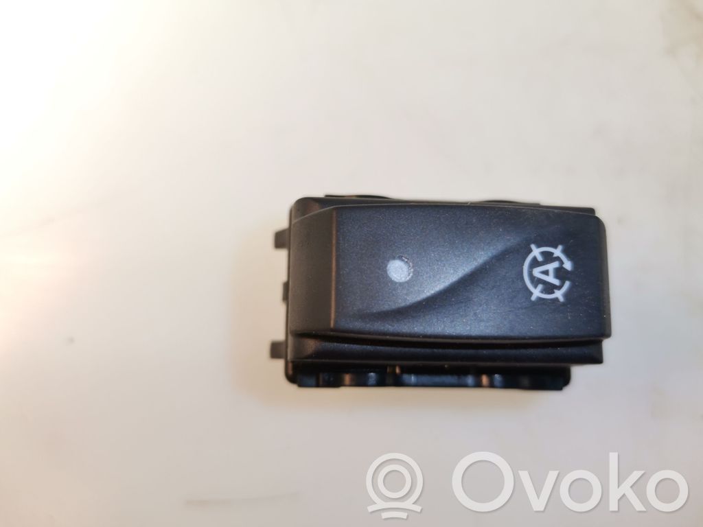 Renault Trafic III (X82) Engine start stop button switch 