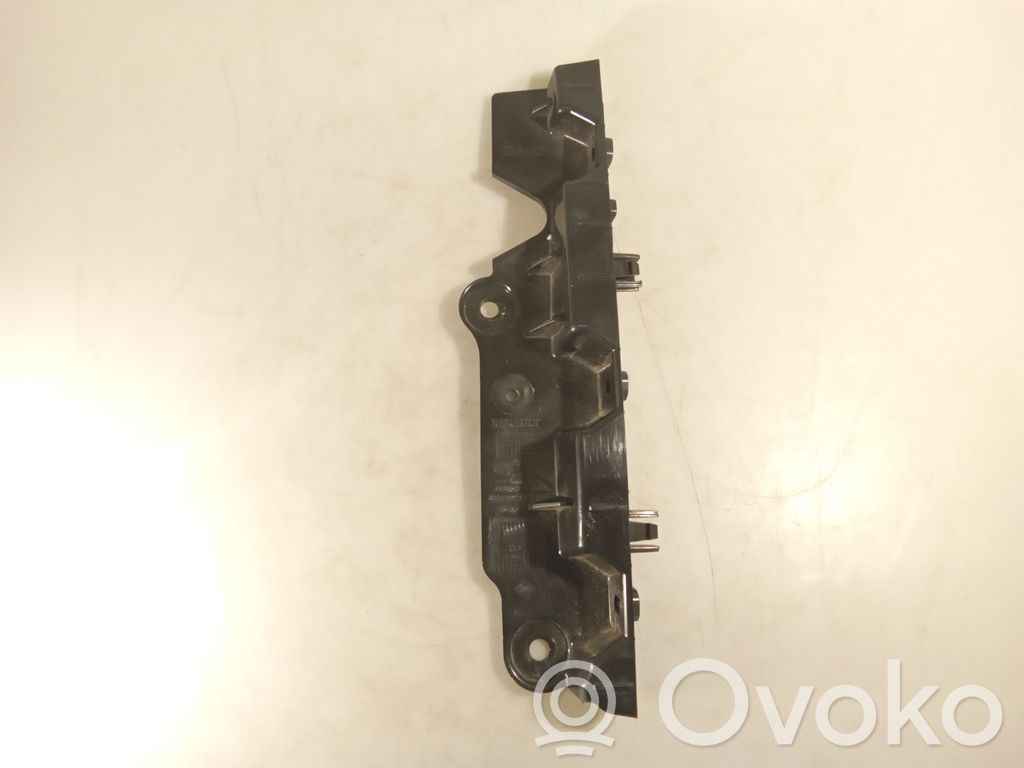 Renault Master III Fender mounting bracket 