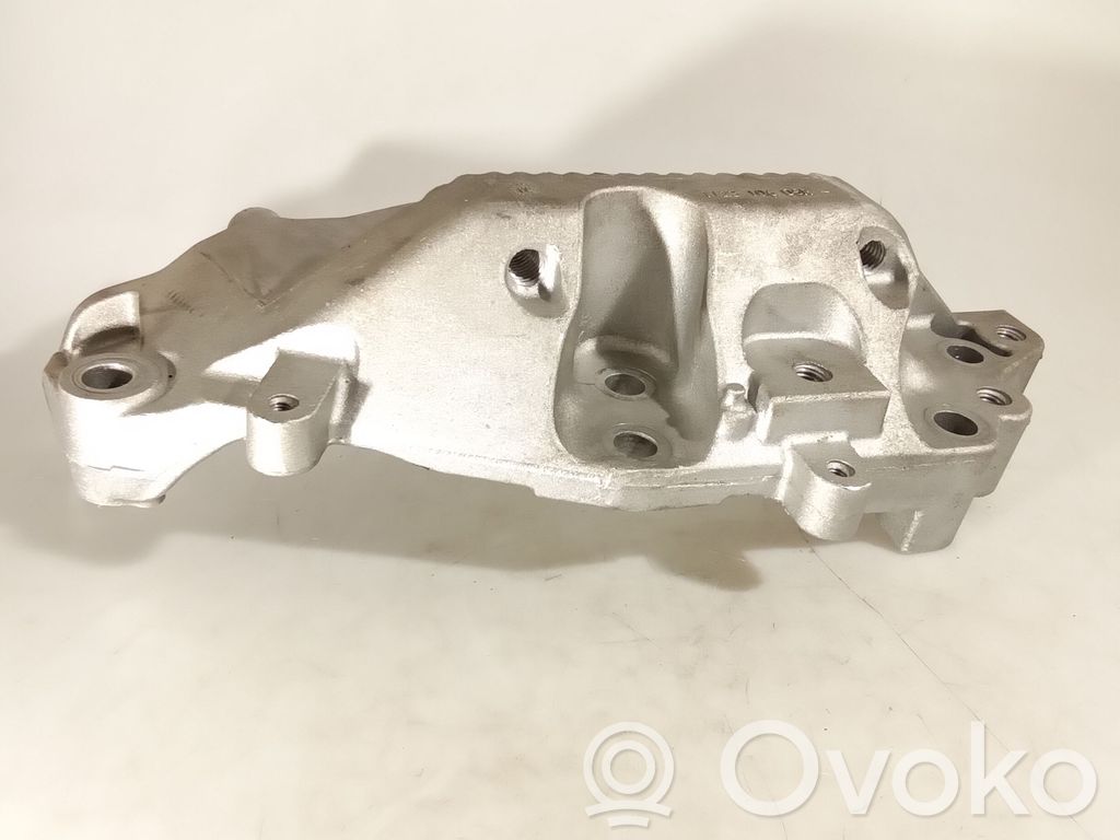 Renault Master III Engine mounting bracket 