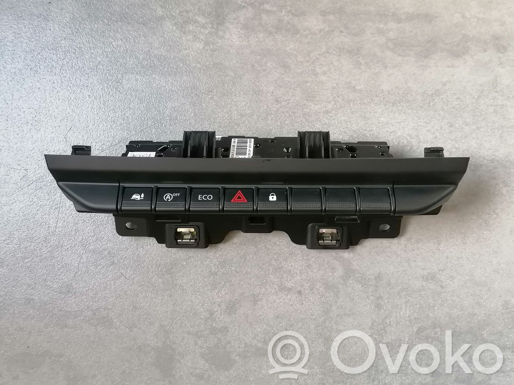Renault Trafic III (X82) Schalter Warnblinkanlage 