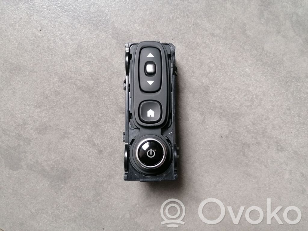Renault Trafic III (X82) Unidad central de control multimedia 