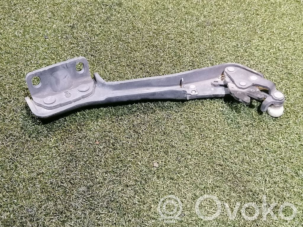 Ford Tourneo Custom Sliding door lower roller guide/hinge 
