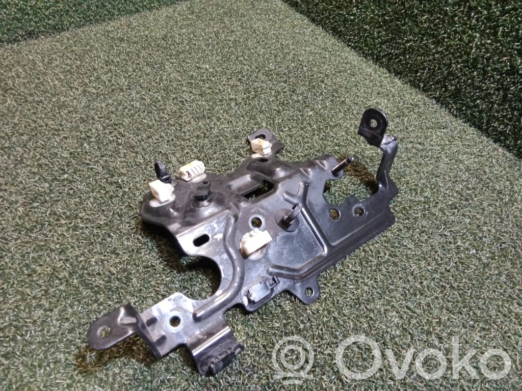 Fiat Talento Engine mounting bracket 