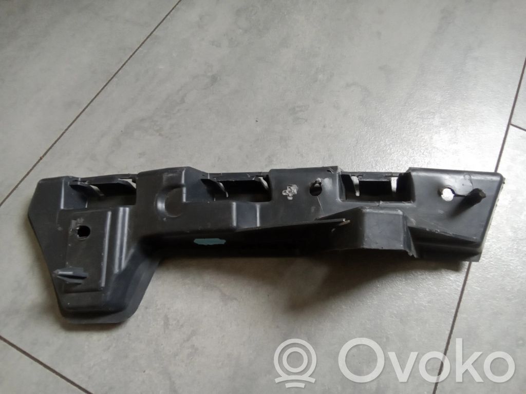 Front bumper mounting bracket   960160002R